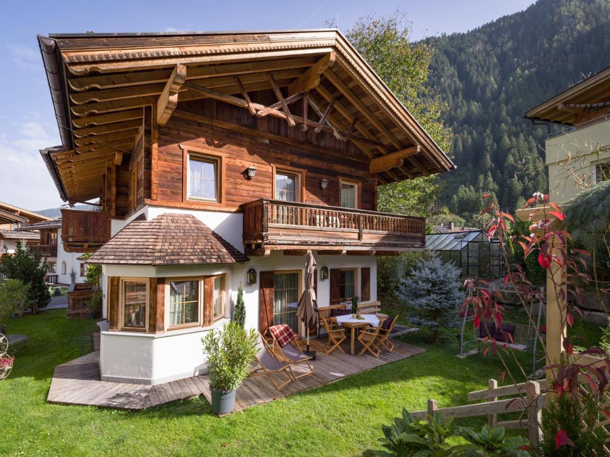 S'Doerfl Chalets Майрхофен Экстерьер фото