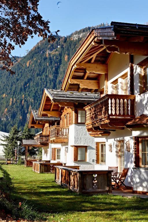 S'Doerfl Chalets Майрхофен Экстерьер фото